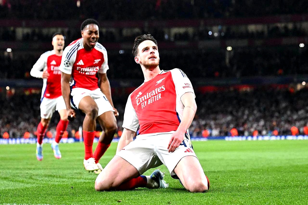 Faker在快船比赛中回归赛场，精彩发挥引发热议！